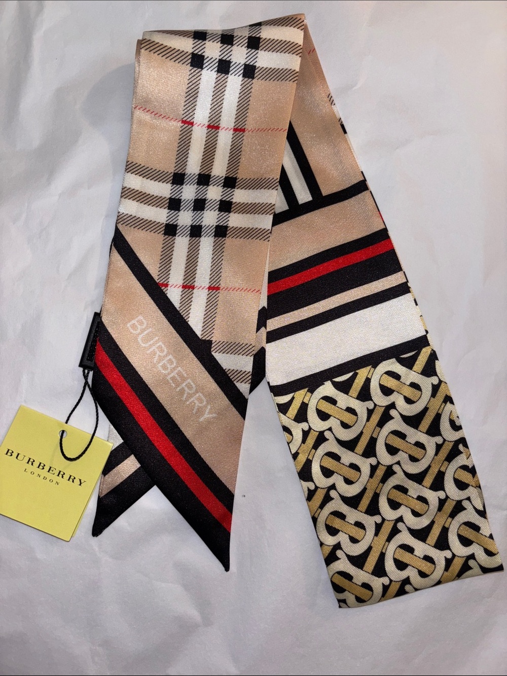 Brand New !! 100 % silk Beige, Black & Red Monogram and Check Silk Twilly - Picture 1 of 4